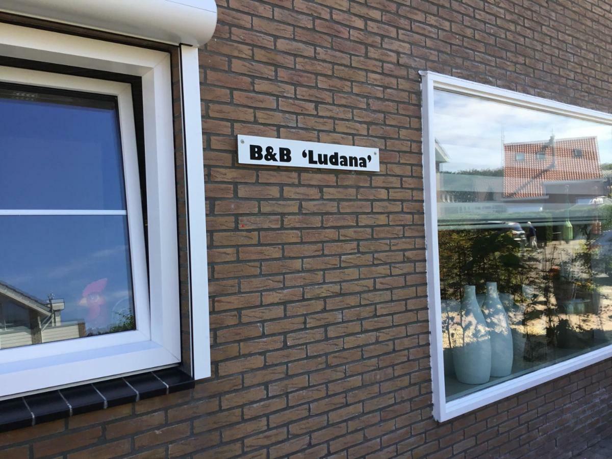 Ludana Bed & Breakfast De Koog  Exterior photo